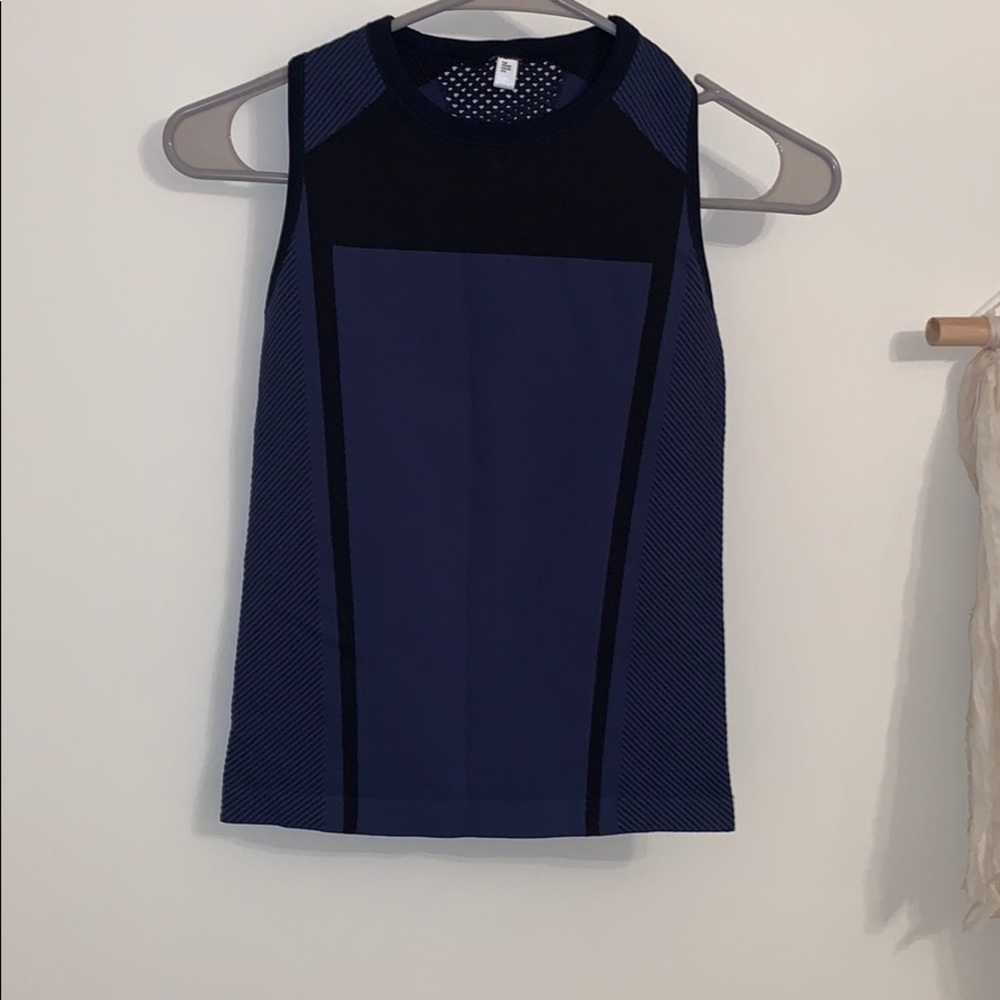 TARGET JOYLAB athletic top
